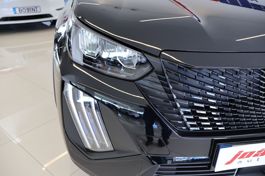 peugeot-2008-2025-gasolina-1199cc