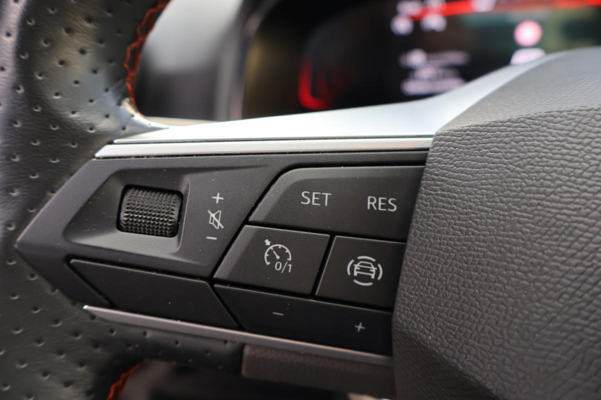 seat-arona-2024-gasolina-999cc