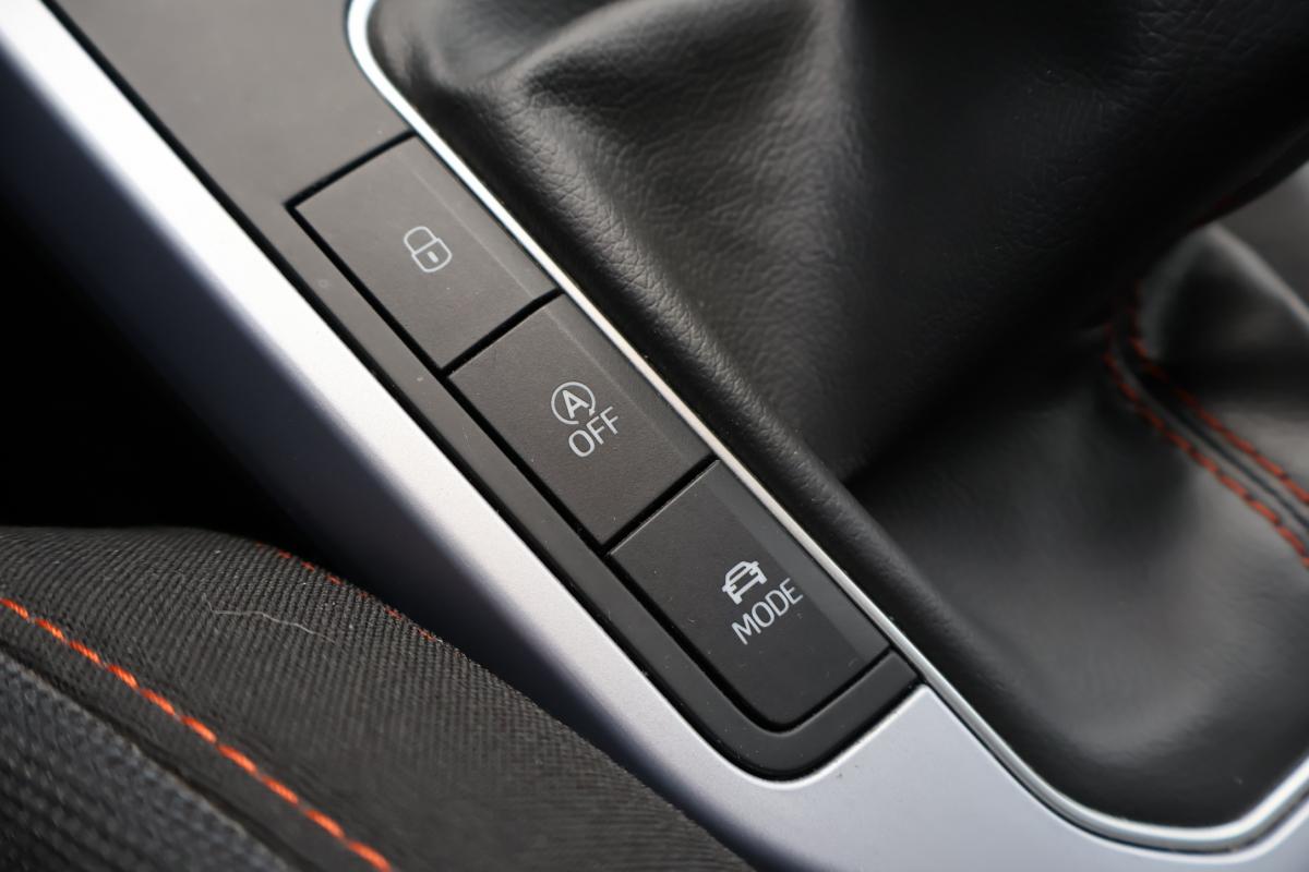seat-arona-2024-gasolina-999cc