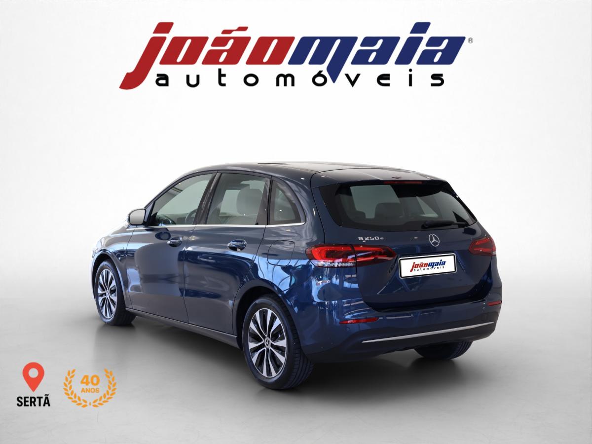 mercedes-benz-classe-b-2021-hibrido-a-gasolina-1332cc