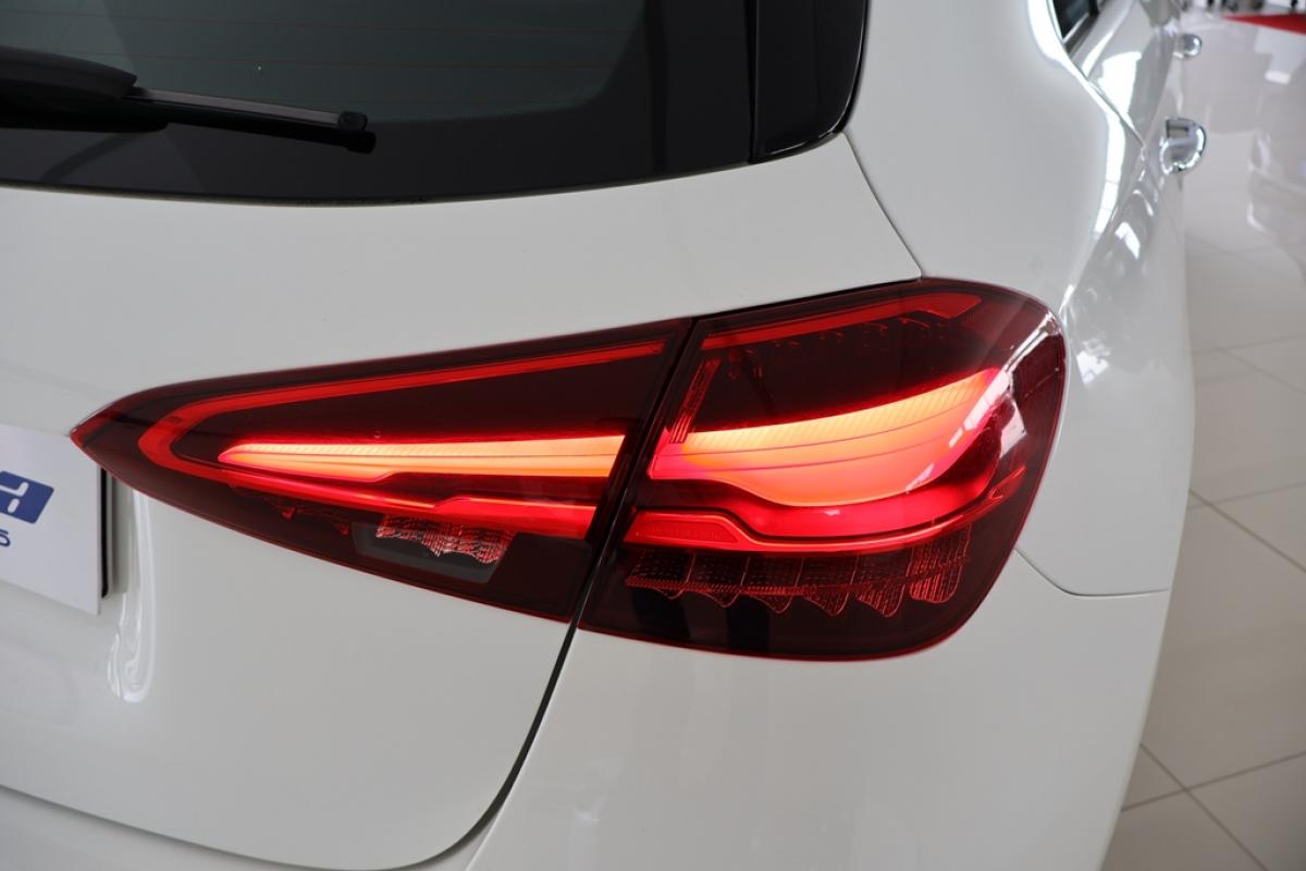 mercedes-benz-classe-a-2024-gasolina-1332cc