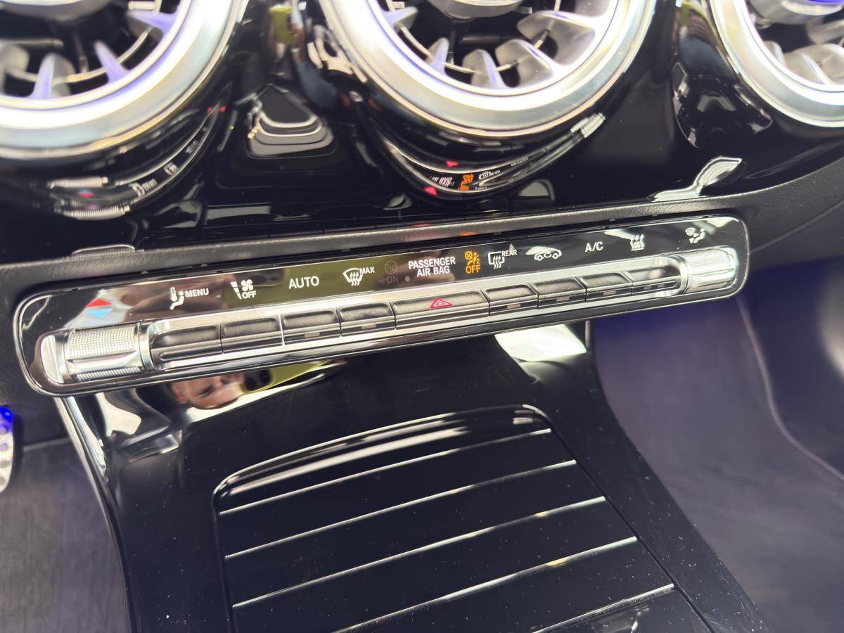 mercedes-benz-classe-a-2024-hibrido-a-gasolina-1332cc