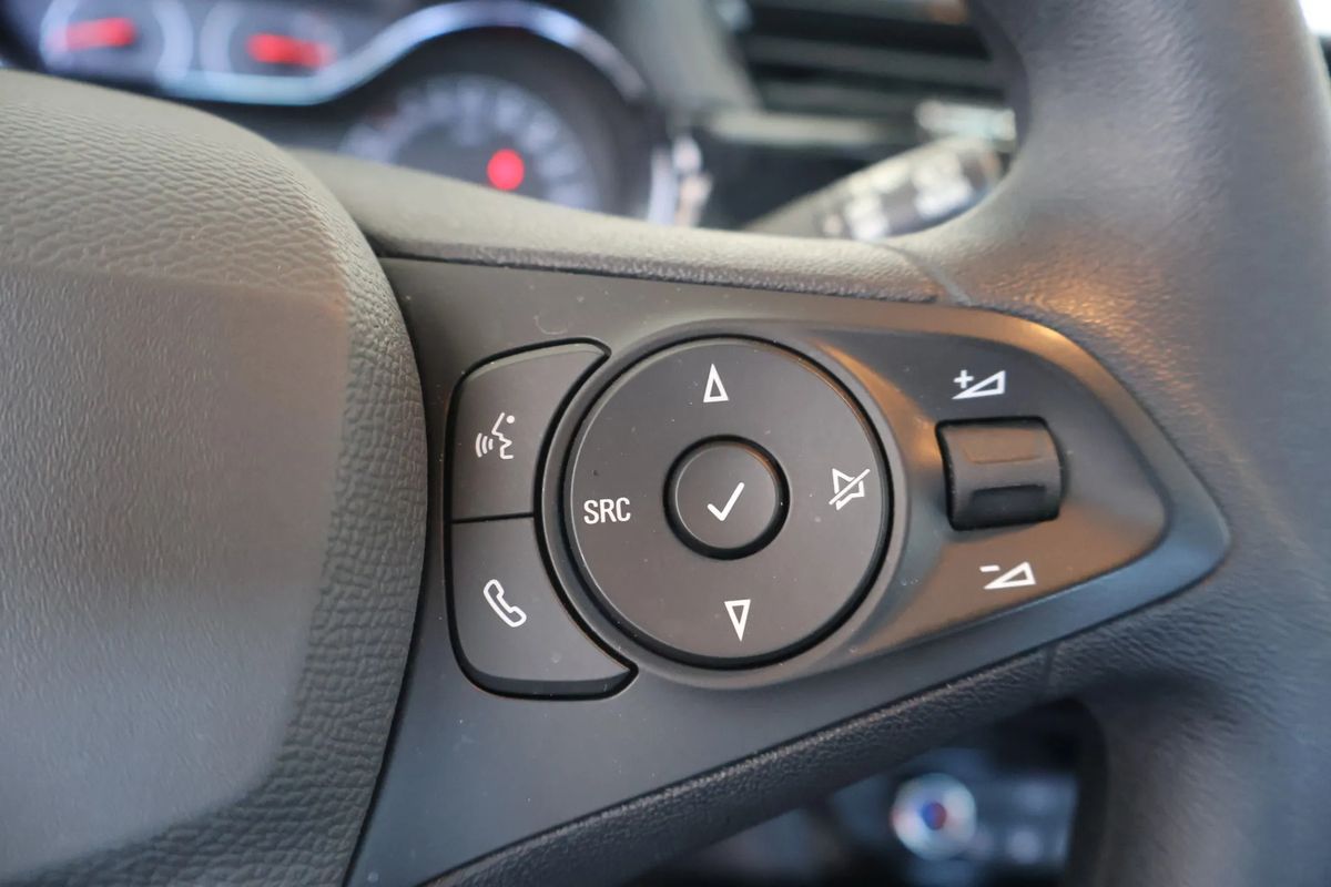 opel-corsa-2025-gasolina-1199cc