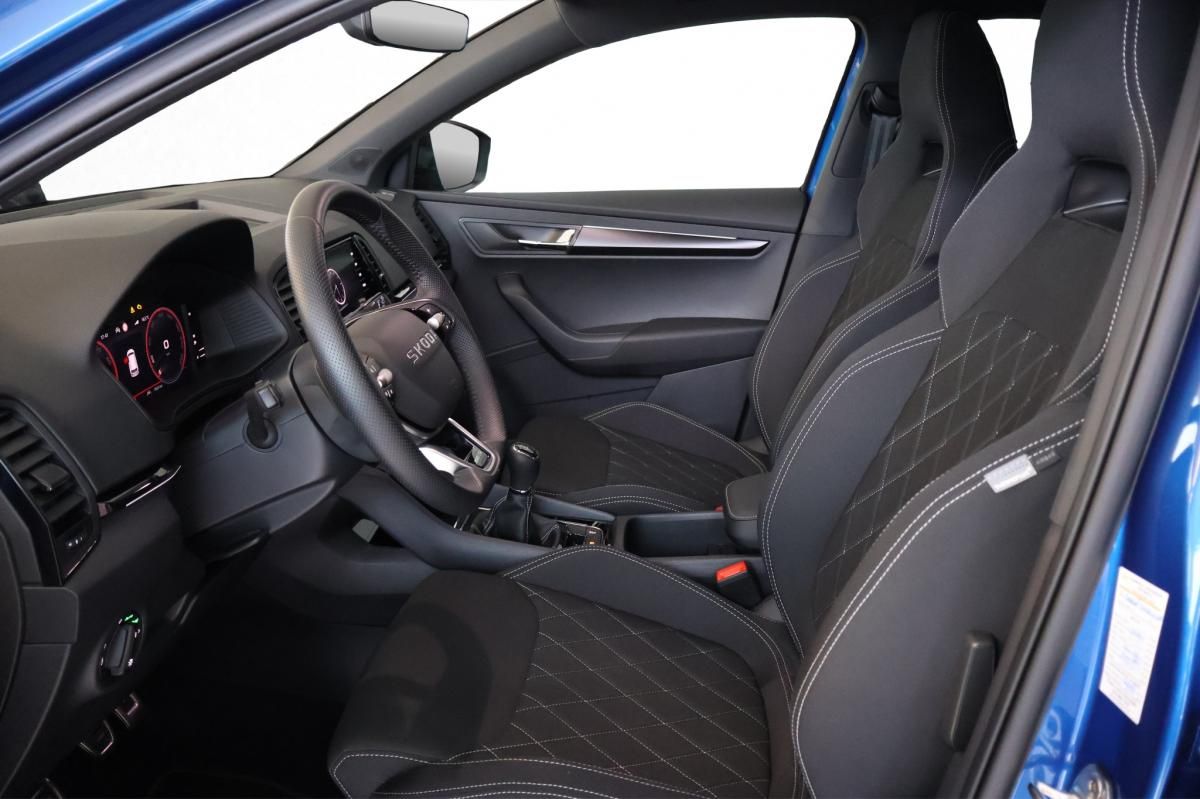 skoda-karoq-2025-gasolina-999cc