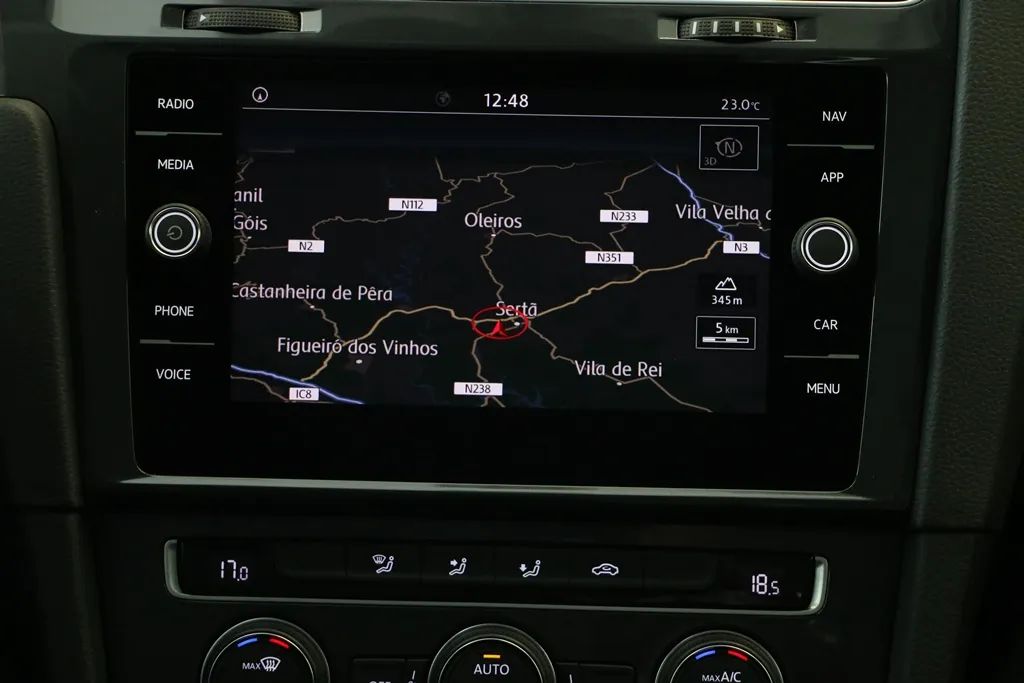 volkswagen-golf-variant-2018-diesel-1598cc