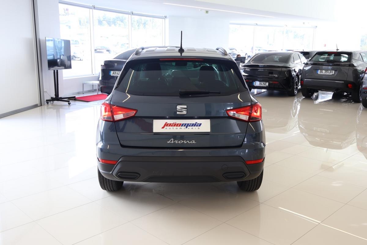 seat-arona-2024-gasolina-999cc