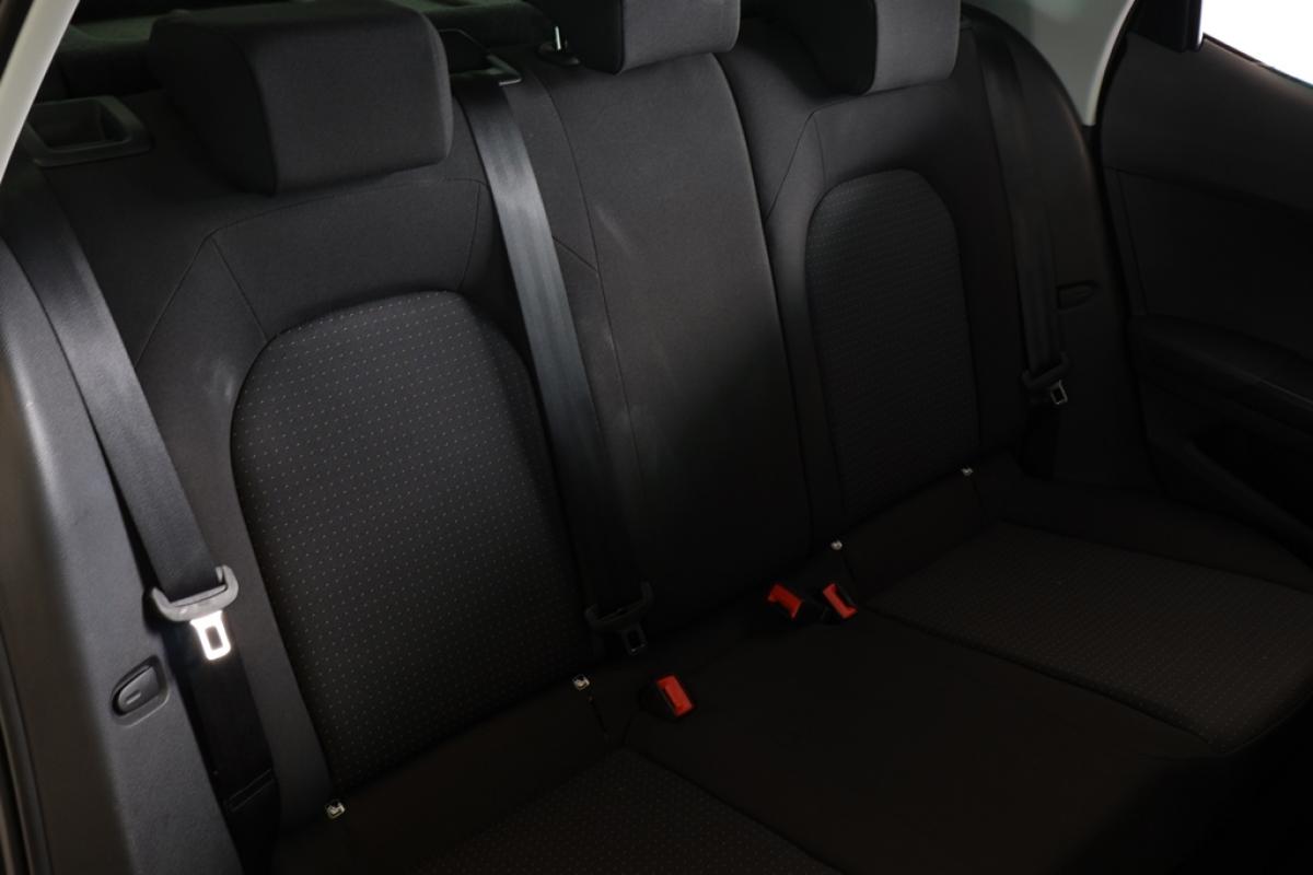 seat-arona-2024-gasolina-999cc