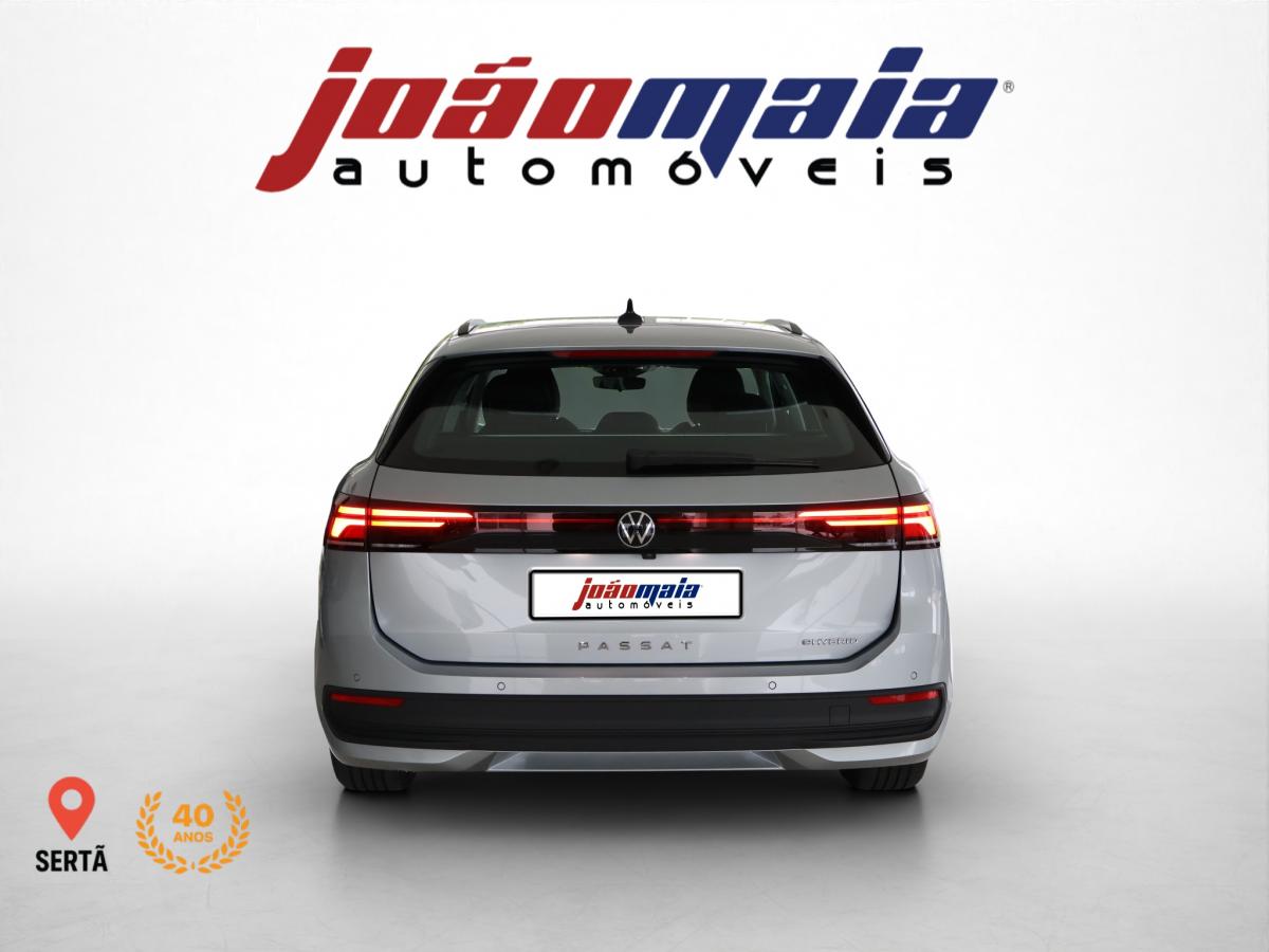 volkswagen-passat-variant-2024-hibrido-a-gasolina-1498cc