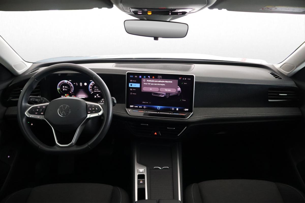 volkswagen-passat-variant-2024-hibrido-a-gasolina-1498cc