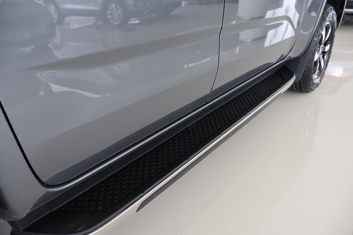 volkswagen-amarok-2025-diesel-2993cc