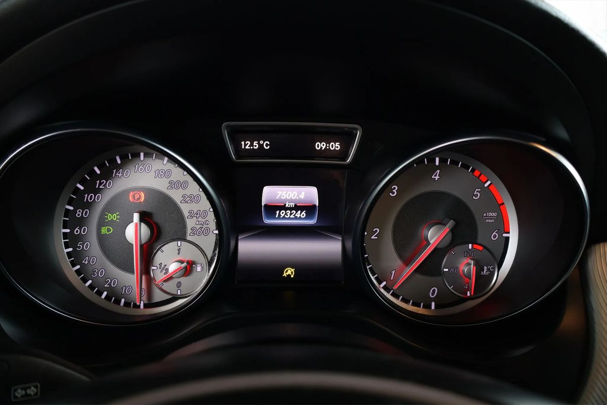 mercedes-benz-cla-2016-diesel-1461cc