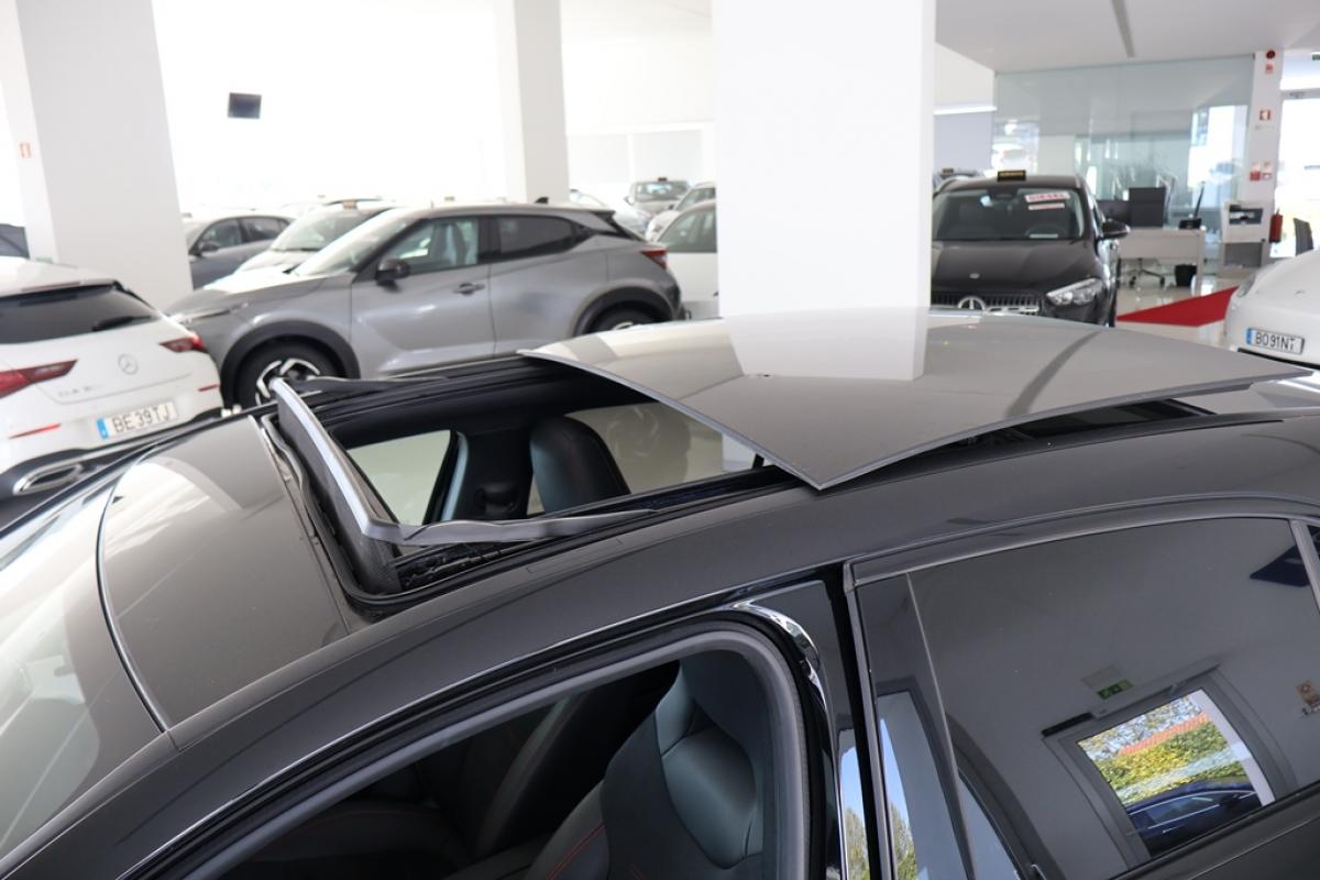 mercedes-benz-classe-a-2024-hibrido-a-gasolina-1332cc