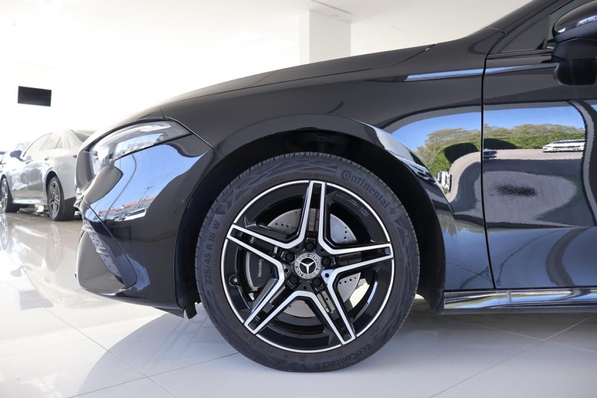 mercedes-benz-classe-a-2024-hibrido-a-gasolina-1332cc