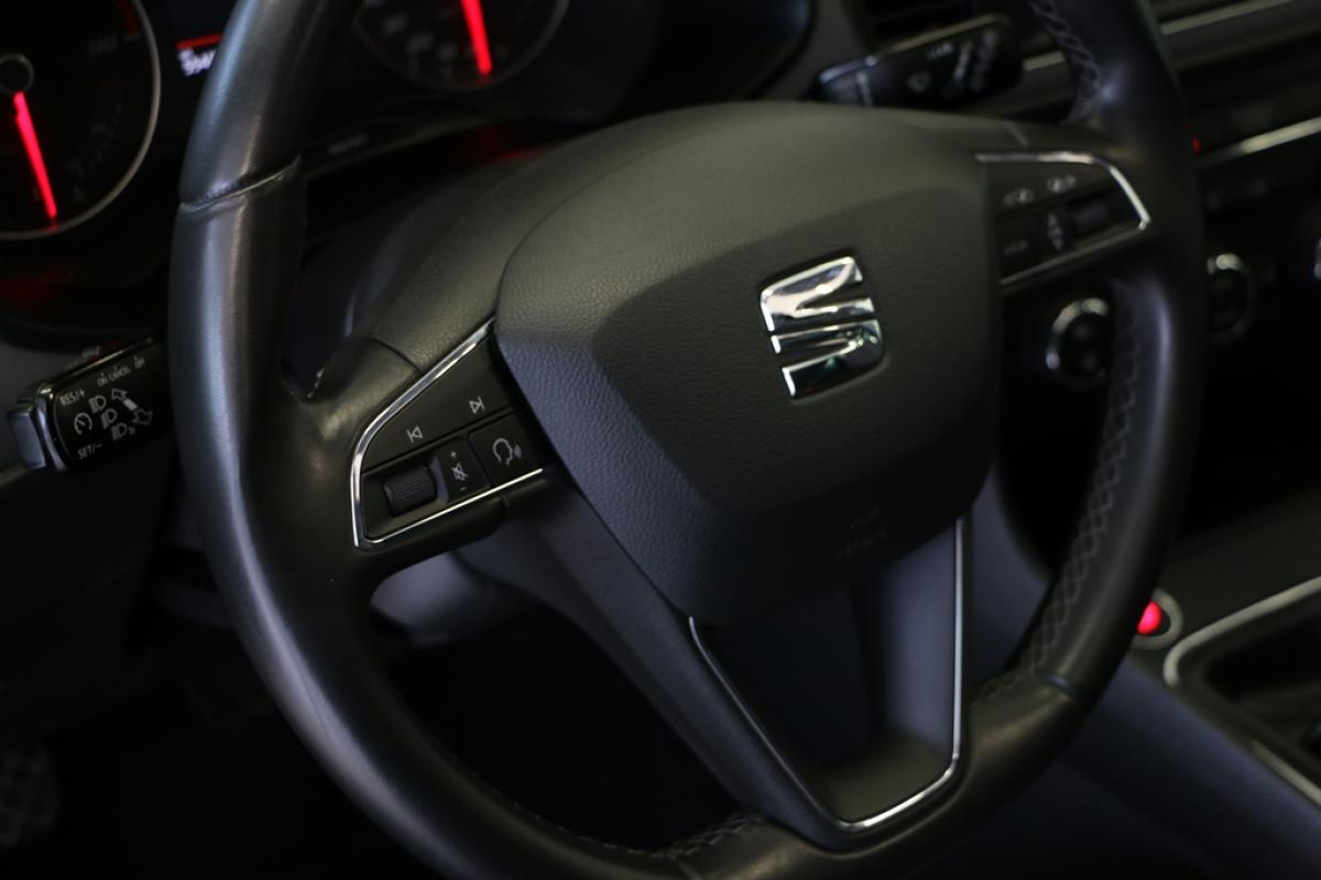 seat-leon-2019-diesel-1598cc
