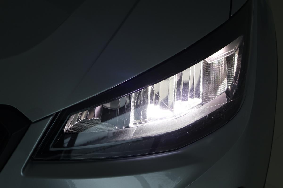 seat-arona-2024-gasolina-999cc
