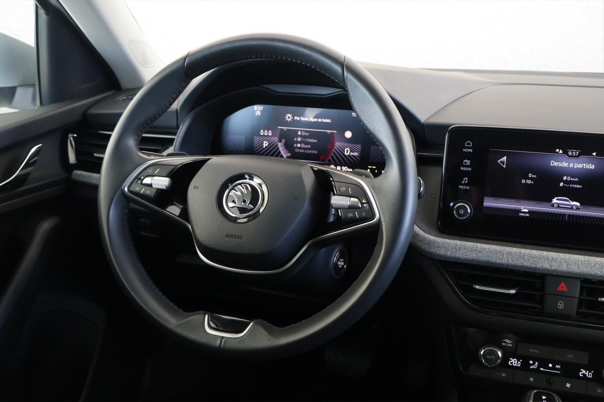 skoda-kamiq-2024-gasolina-999cc
