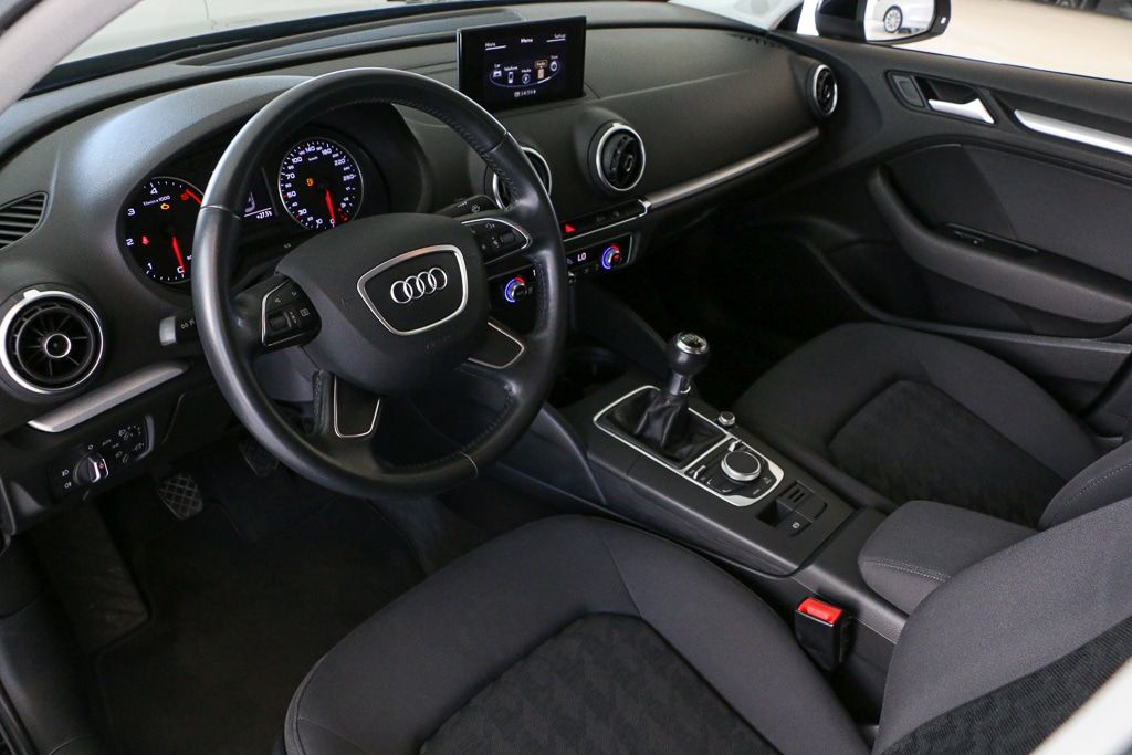 audi-a3-limousine-2015-diesel-1598cc