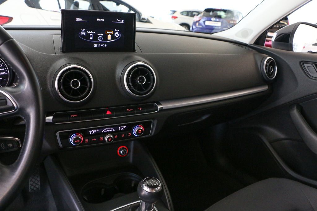 audi-a3-limousine-2015-diesel-1598cc