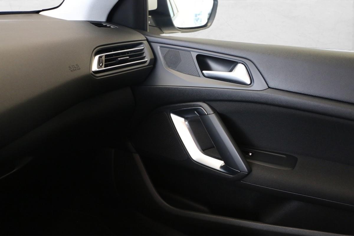 peugeot-308-sw-2019-diesel-1499cc