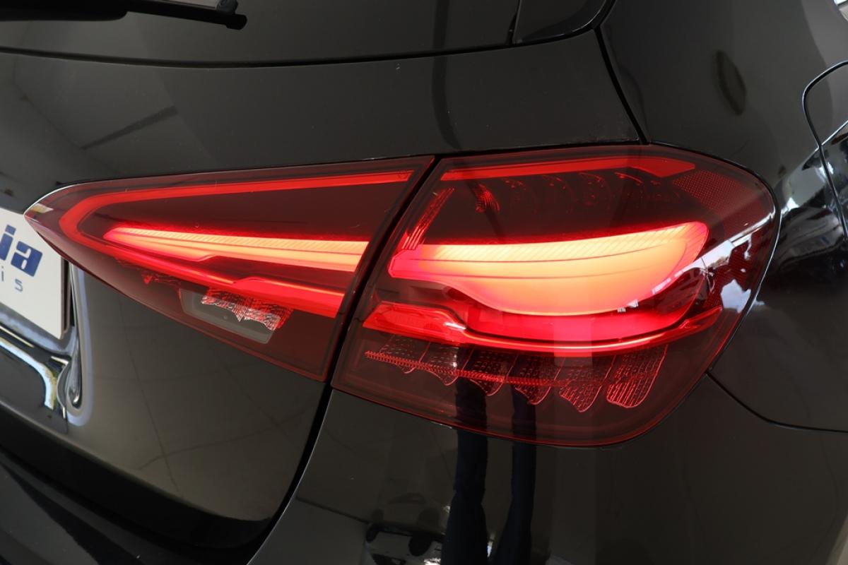 mercedes-benz-classe-a-2024-hibrido-a-gasolina-1332cc