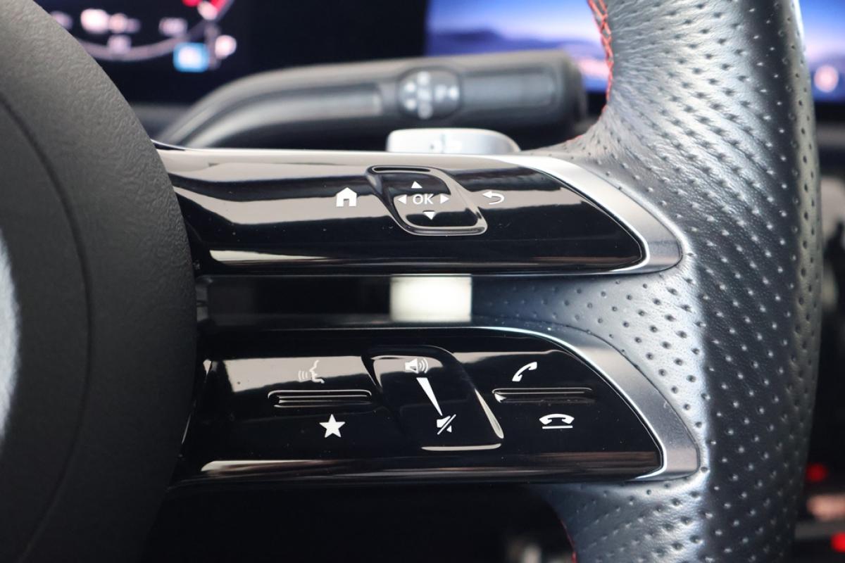 mercedes-benz-classe-a-2024-hibrido-a-gasolina-1332cc