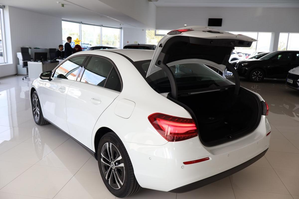mercedes-benz-classe-a-2024-hibrido-a-gasolina-1332cc