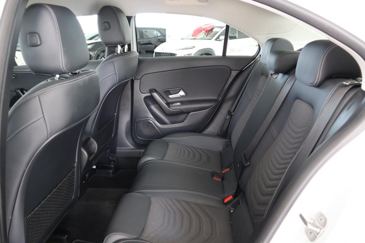 mercedes-benz-classe-a-2024-hibrido-a-gasolina-1332cc
