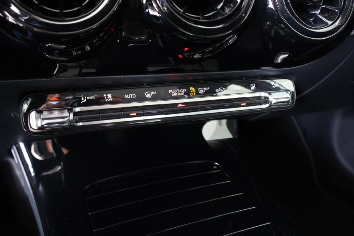 mercedes-benz-classe-a-2024-hibrido-a-gasolina-1332cc