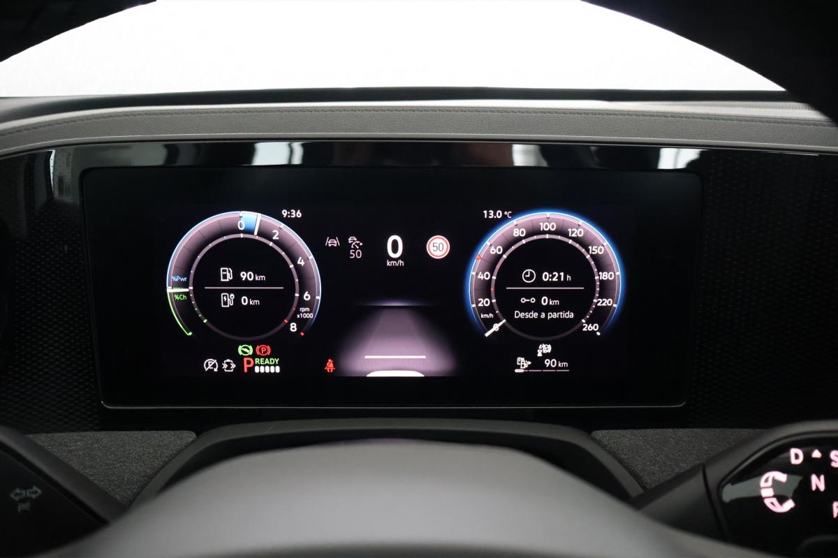 volkswagen-passat-variant-2024-hibrido-a-gasolina-1498cc