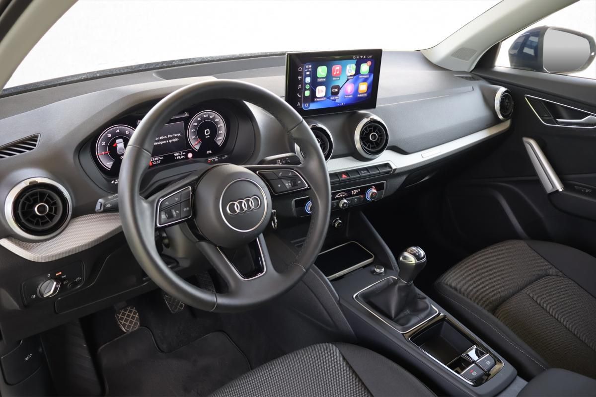 audi-q2-2024-gasolina-999cc