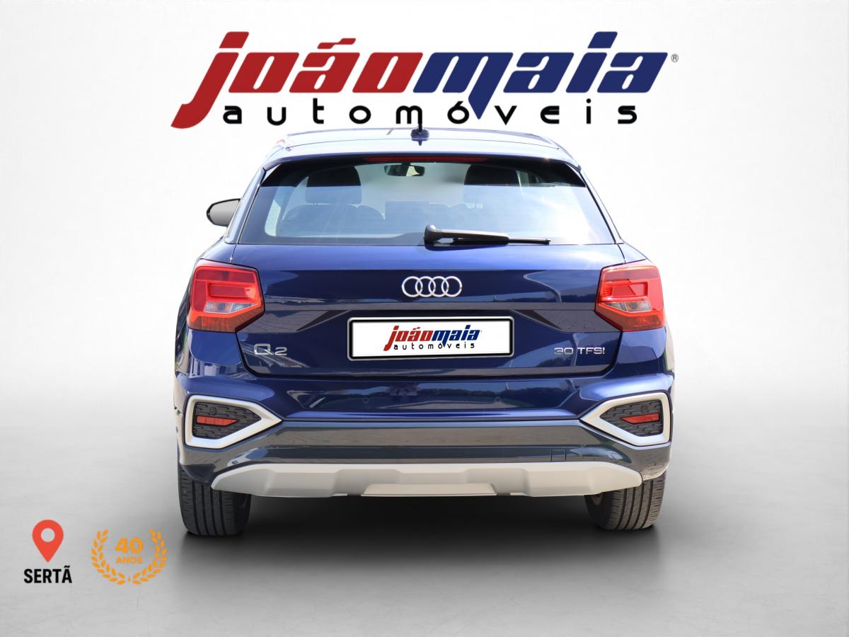 audi-q2-2024-gasolina-999cc