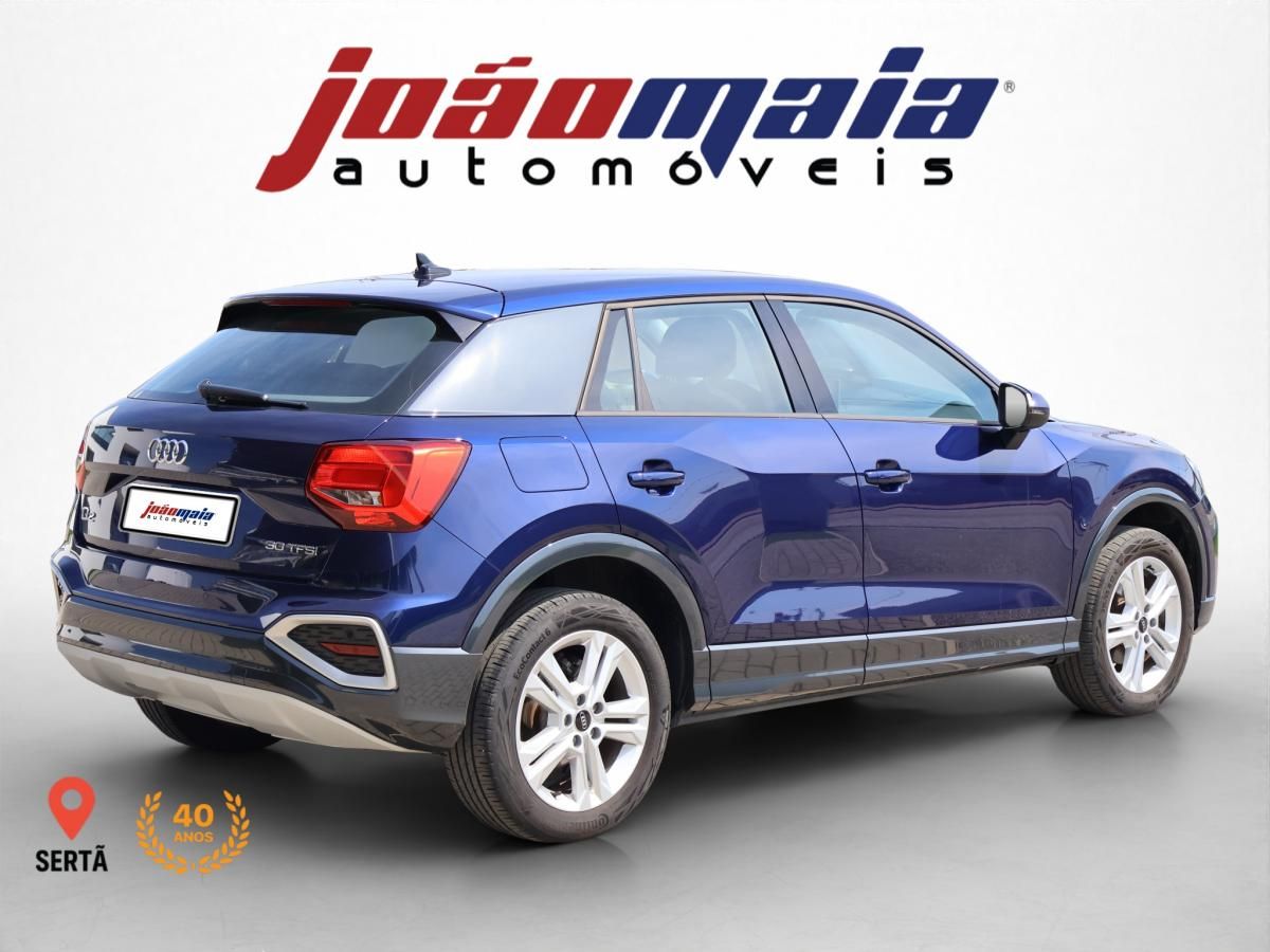 audi-q2-2024-gasolina-999cc
