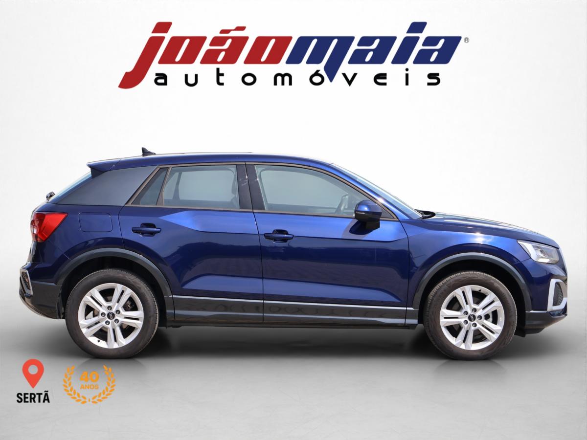 audi-q2-2024-gasolina-999cc