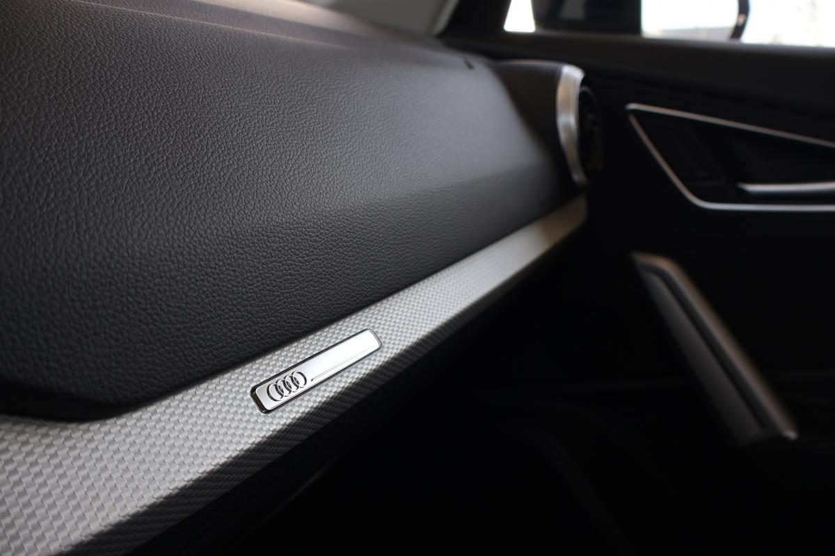 audi-q2-2024-gasolina-999cc