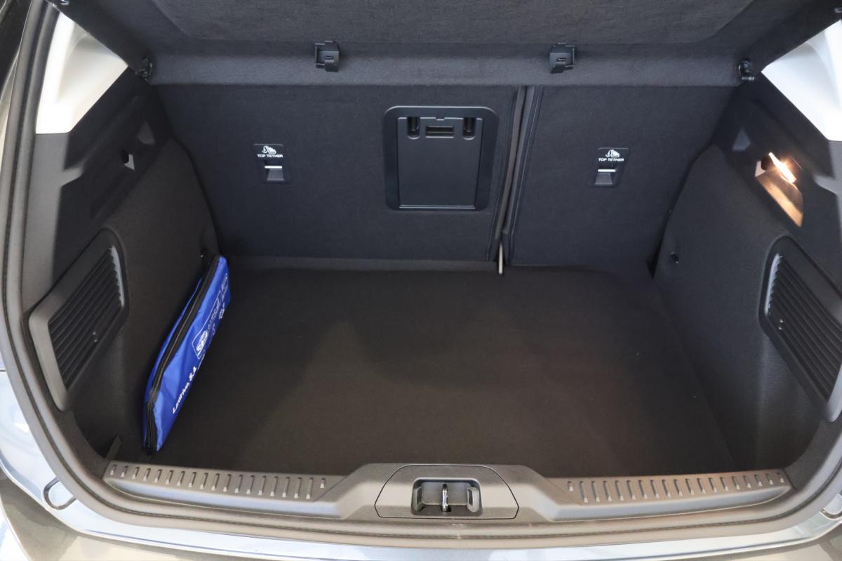ford-focus-2025-gasolina-998cc