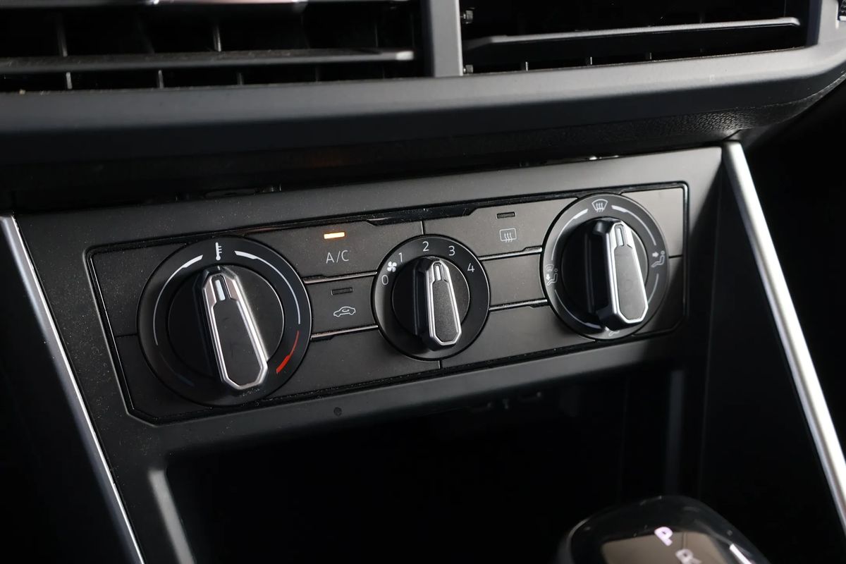 volkswagen-taigo-2025-gasolina-999cc