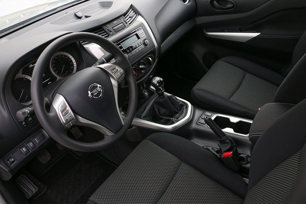 nissan-navara-2022-diesel-2298cc