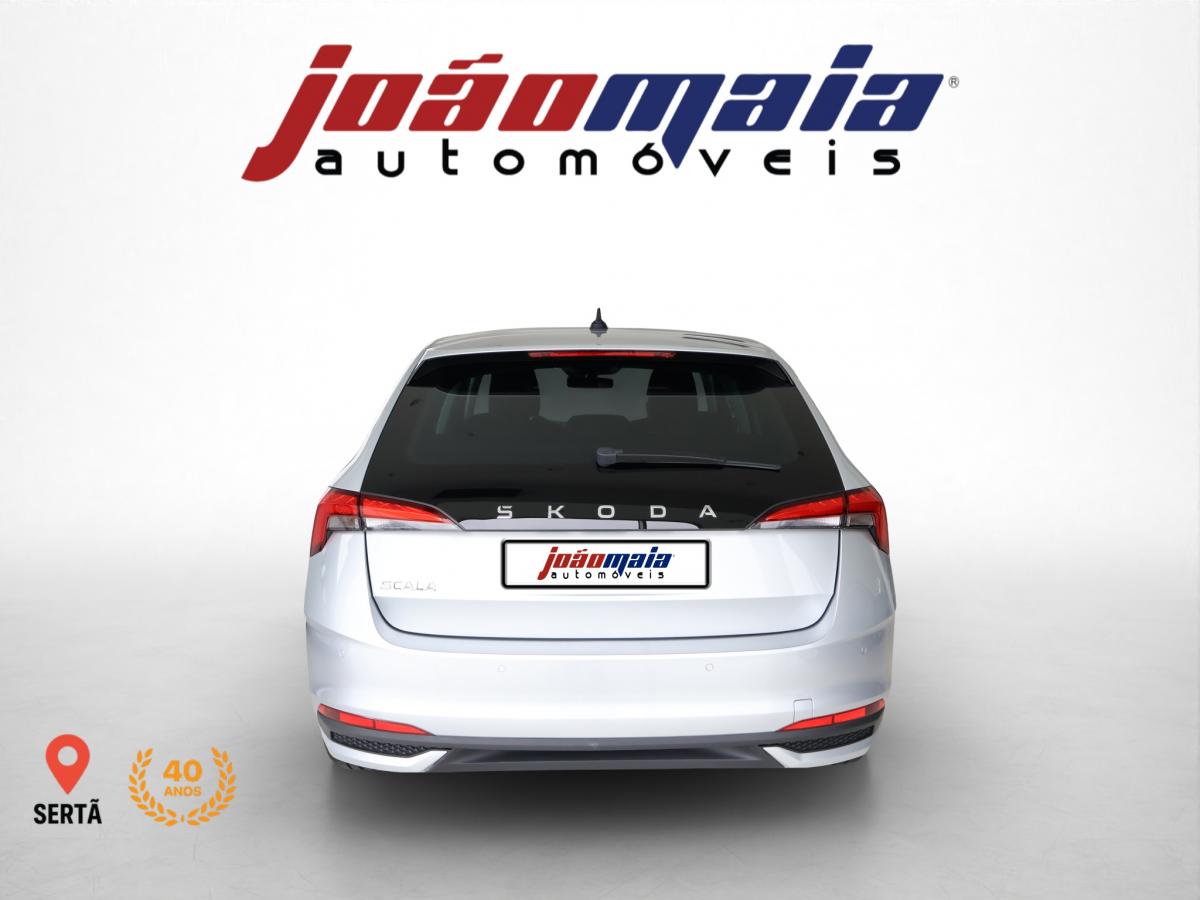 skoda-scala-2024-gasolina-999cc