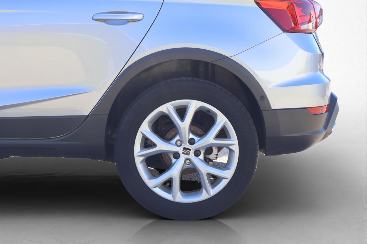seat-arona-2024-gasolina-999cc