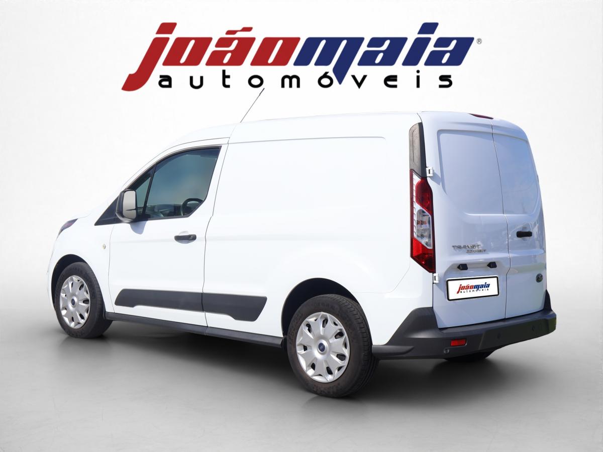 ford-transit-2018-diesel-1500cc