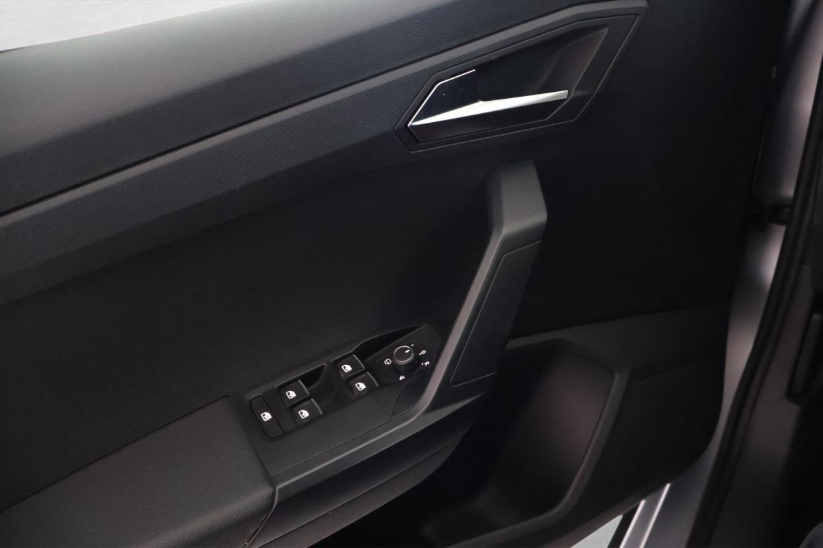 seat-arona-2024-gasolina-999cc
