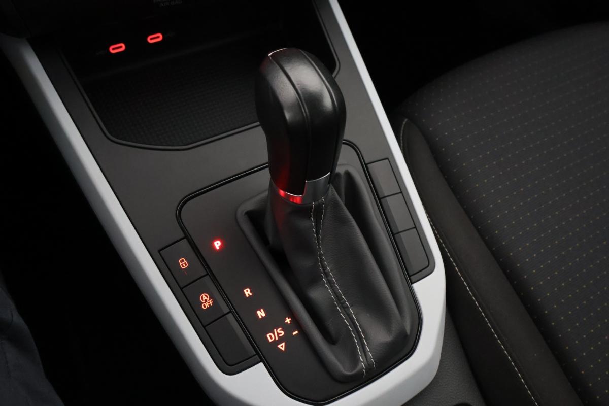 seat-arona-2024-gasolina-999cc