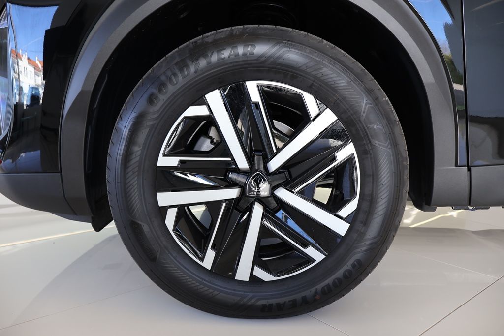 peugeot-2008-2025-gasolina-1199cc