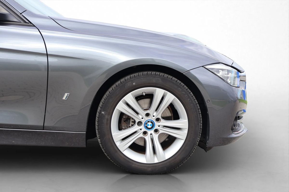 bmw-serie-3-2017-hibrido-a-gasolina-1998cc