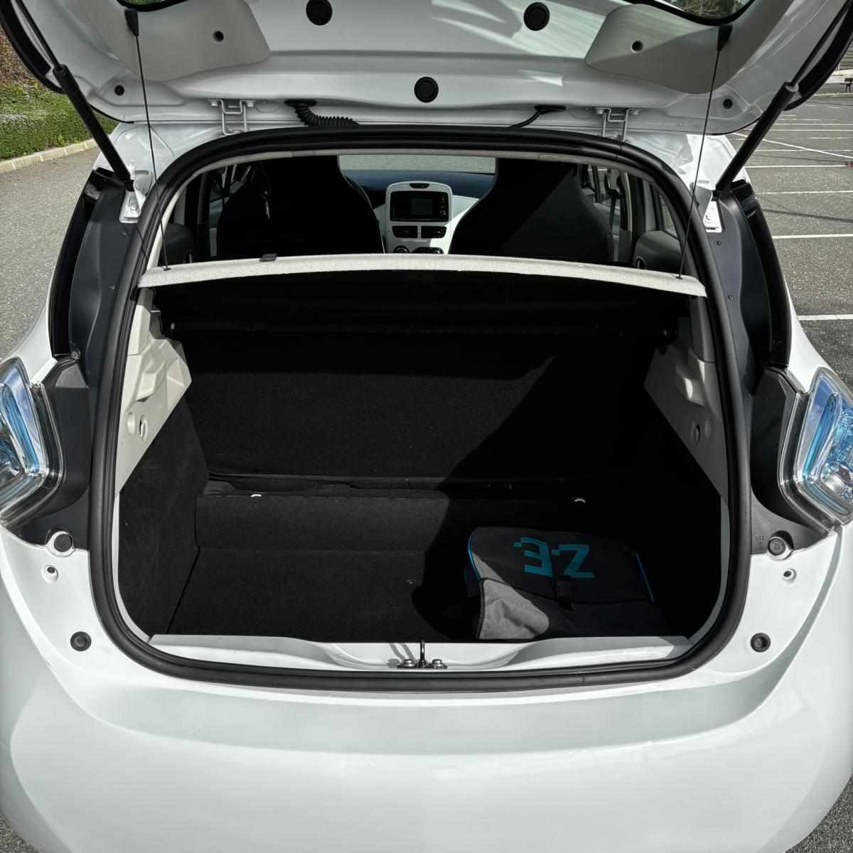 renault-zoe-r90-41-kwh-2018-eletrico