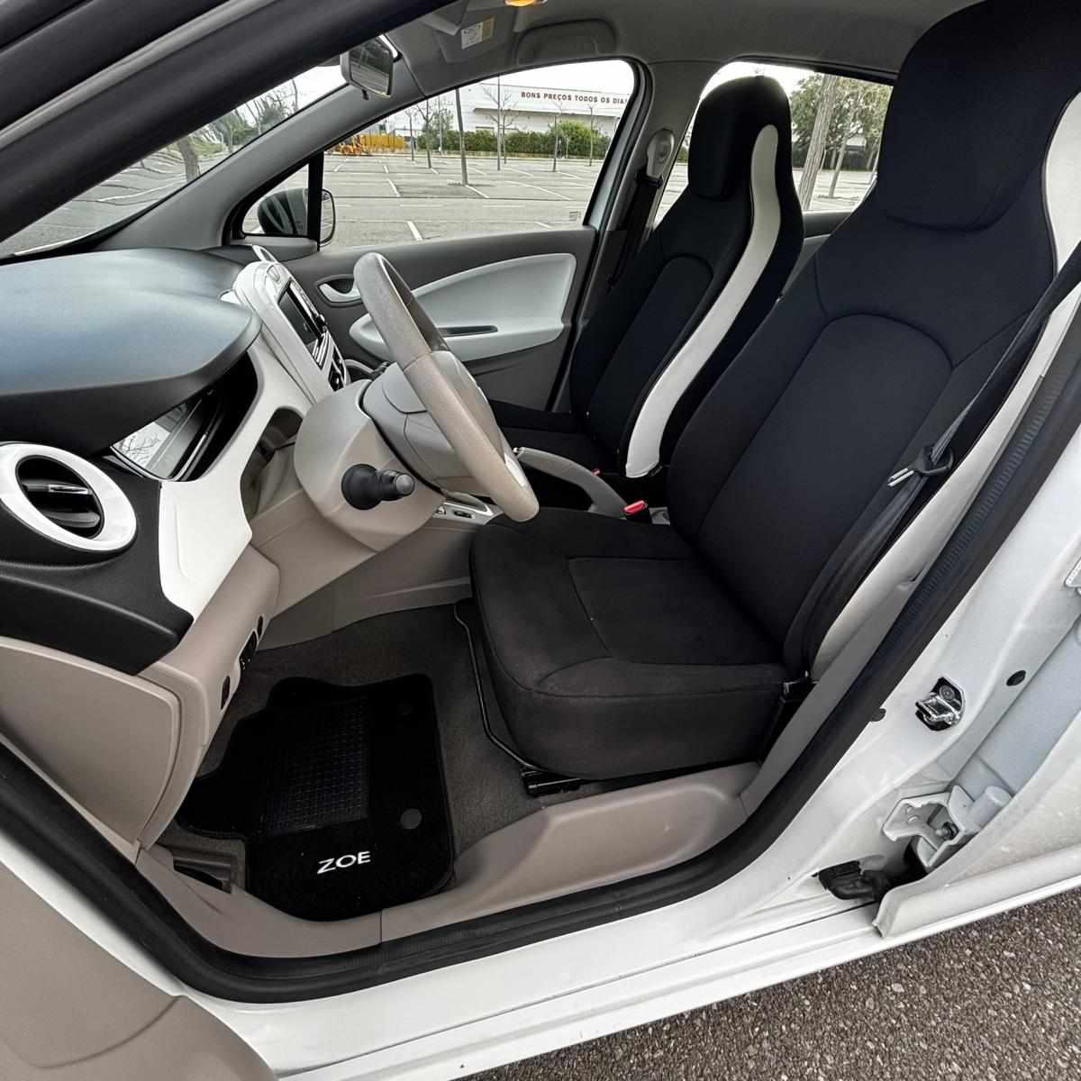 renault-zoe-r90-41-kwh-2018-eletrico