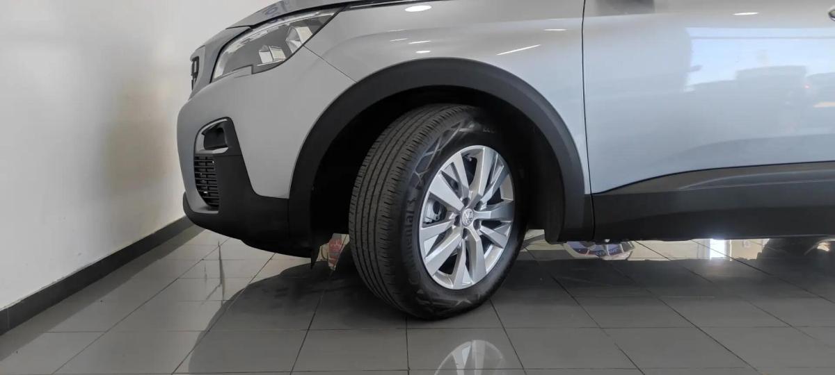 peugeot-3008-2018-diesel-1499cc