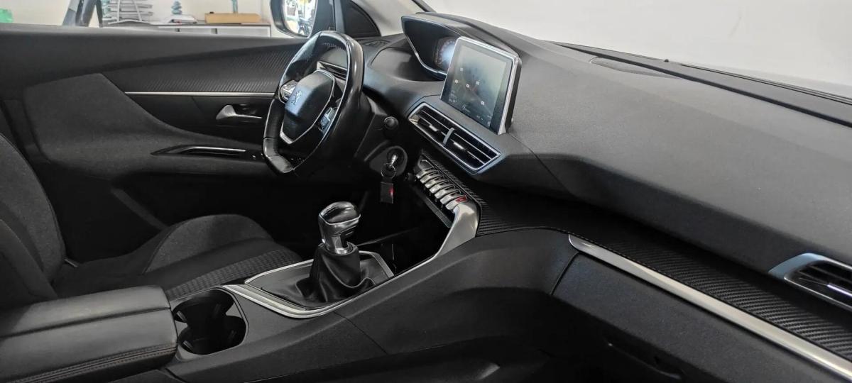 peugeot-3008-2018-diesel-1499cc
