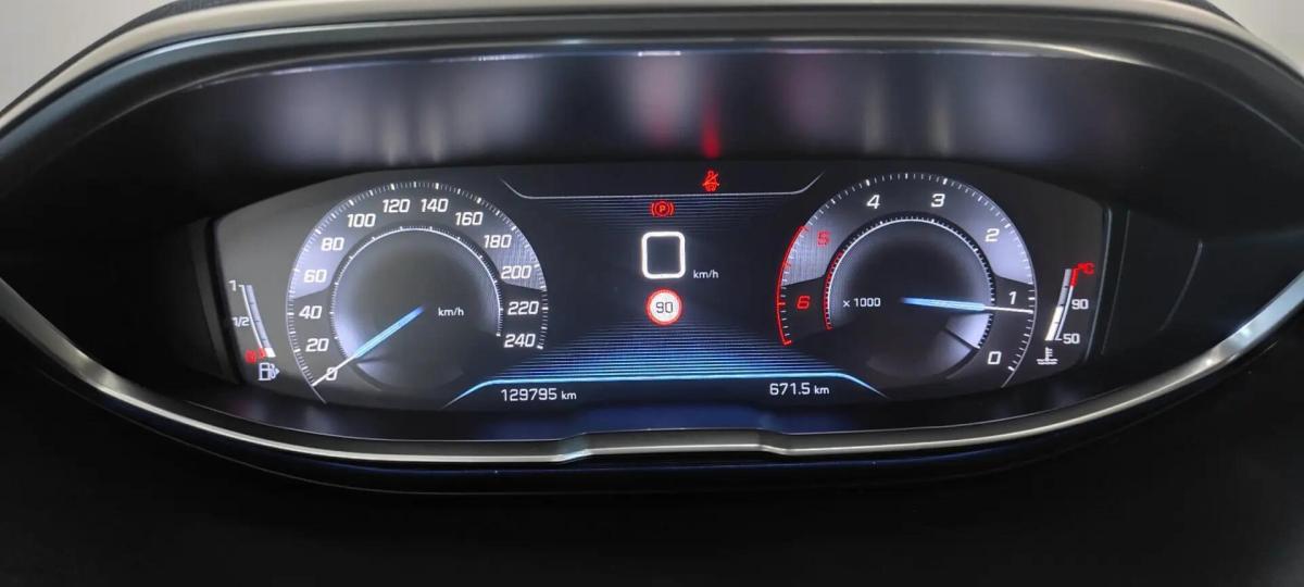 peugeot-3008-2018-diesel-1499cc