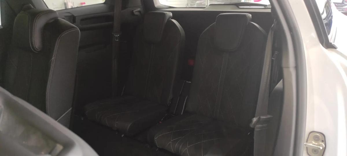 peugeot-5008-2018-diesel-1997cc